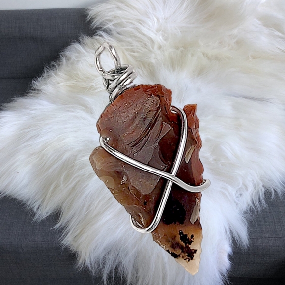 .👣4/$20. Natural Stone Hand-Wired Arrowheah - Picture 1 of 8